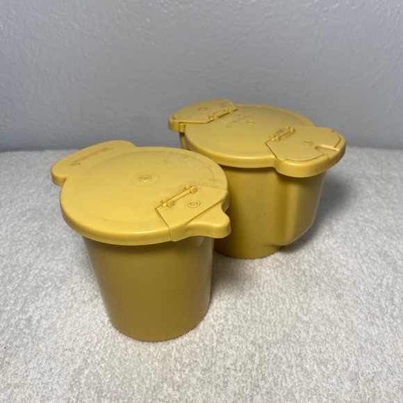 Tupperware Yellow Storage Containers - Picture 8 of 8